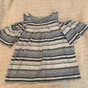 EUC cold shoulder Max Studio top
